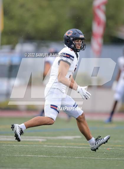 Thumbnail 1 in Chaminade @ Crespi photogallery.