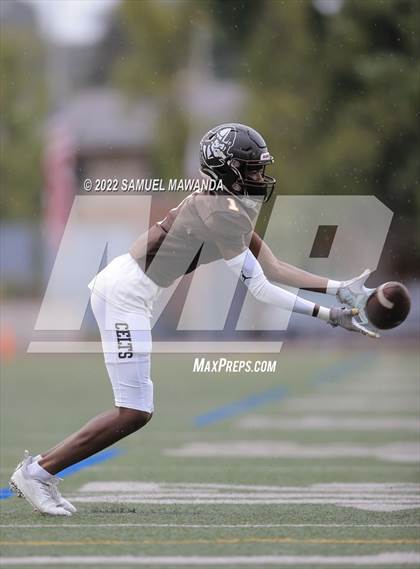 Thumbnail 1 in Chaminade @ Crespi photogallery.