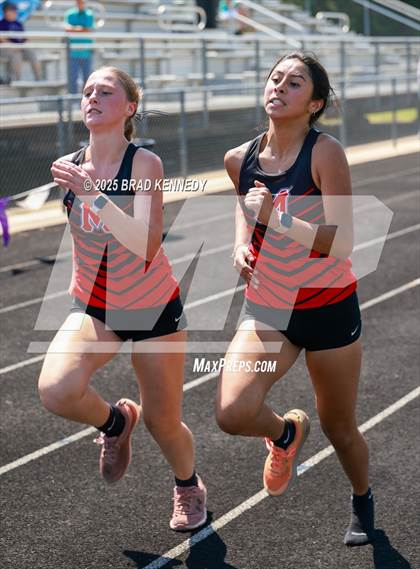 Thumbnail 2 in Cushing Invitational photogallery.
