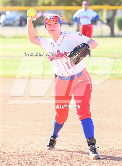Thumbnail 3 in Antelope @ Desert Heights Prep photogallery.