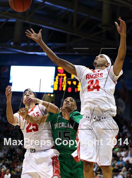Thumbnail 3 in Overland vs. Denver East (CHSAA 5A Semifinal) photogallery.