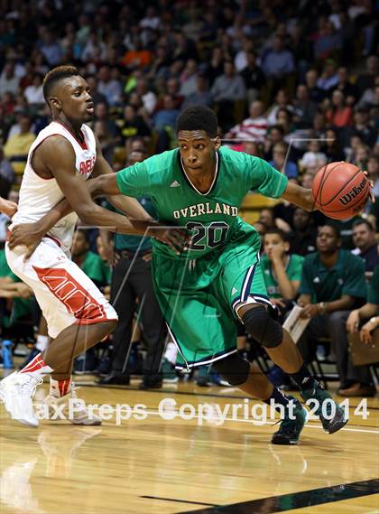 Thumbnail 3 in Overland vs. Denver East (CHSAA 5A Semifinal) photogallery.