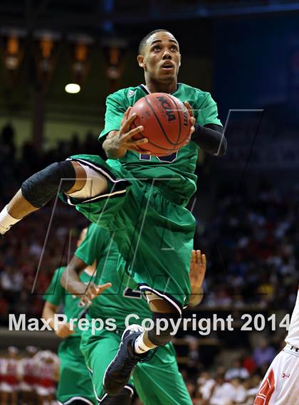 Thumbnail 1 in Overland vs. Denver East (CHSAA 5A Semifinal) photogallery.