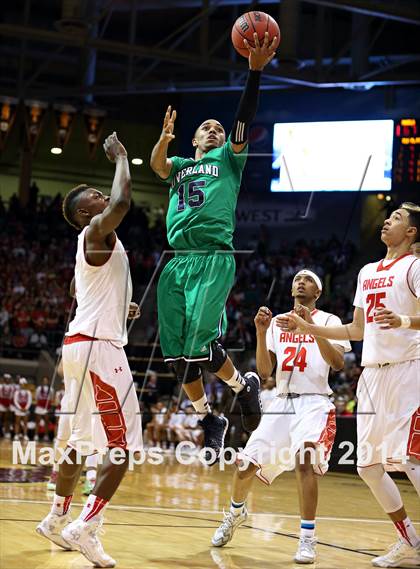 Thumbnail 2 in Overland vs. Denver East (CHSAA 5A Semifinal) photogallery.