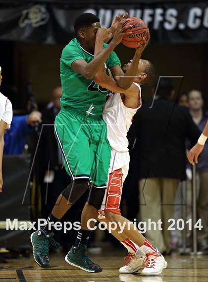 Thumbnail 1 in Overland vs. Denver East (CHSAA 5A Semifinal) photogallery.