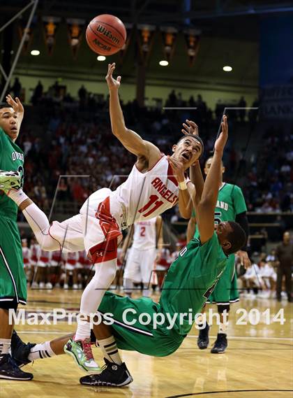 Thumbnail 1 in Overland vs. Denver East (CHSAA 5A Semifinal) photogallery.