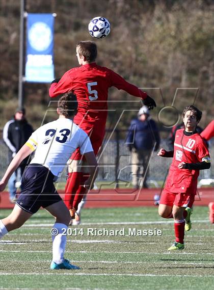 Thumbnail 2 in Branford vs. Avon (CIAC Class L Final) photogallery.