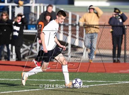 Thumbnail 2 in Branford vs. Avon (CIAC Class L Final) photogallery.