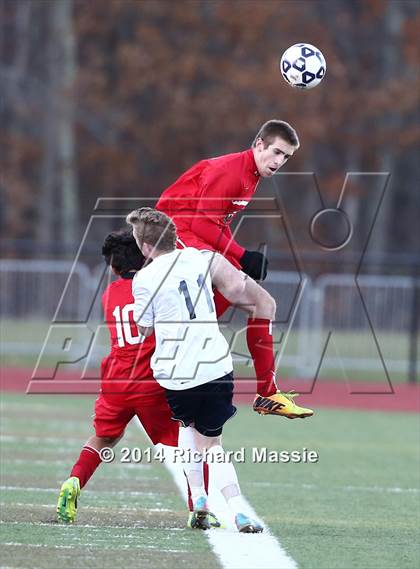 Thumbnail 2 in Branford vs. Avon (CIAC Class L Final) photogallery.