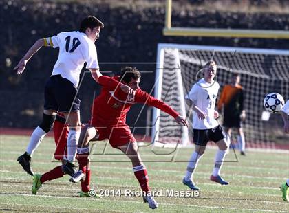 Thumbnail 3 in Branford vs. Avon (CIAC Class L Final) photogallery.