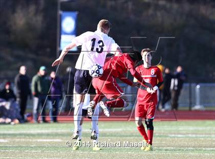 Thumbnail 2 in Branford vs. Avon (CIAC Class L Final) photogallery.