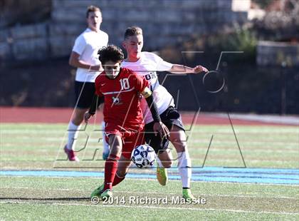 Thumbnail 3 in Branford vs. Avon (CIAC Class L Final) photogallery.