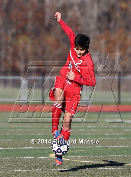 Thumbnail 1 in Branford vs. Avon (CIAC Class L Final) photogallery.