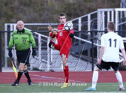 Thumbnail 3 in Branford vs. Avon (CIAC Class L Final) photogallery.