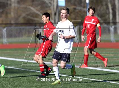 Thumbnail 3 in Branford vs. Avon (CIAC Class L Final) photogallery.