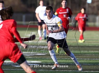 Thumbnail 2 in Branford vs. Avon (CIAC Class L Final) photogallery.