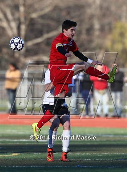 Thumbnail 2 in Branford vs. Avon (CIAC Class L Final) photogallery.