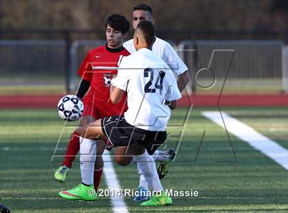 Thumbnail 1 in Branford vs. Avon (CIAC Class L Final) photogallery.