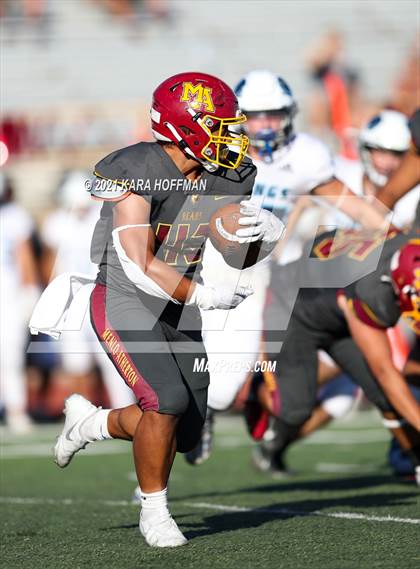 Thumbnail 2 in Menlo-Atherton vs. Pleasant Valley (Honor Bowl) photogallery.