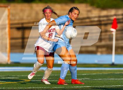 Thumbnail 3 in Oakton @ Yorktown (VHSL Region 6 Class D Semi-Final) photogallery.