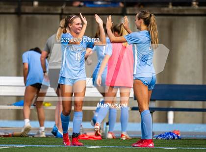 Thumbnail 3 in Oakton @ Yorktown (VHSL Region 6 Class D Semi-Final) photogallery.
