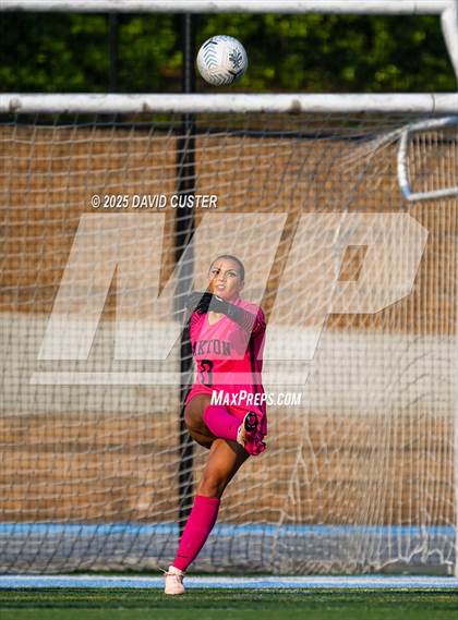 Thumbnail 1 in Oakton @ Yorktown (VHSL Region 6 Class D Semi-Final) photogallery.