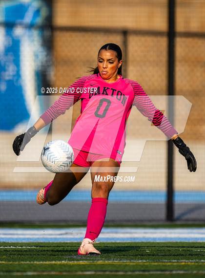 Thumbnail 1 in Oakton @ Yorktown (VHSL Region 6 Class D Semi-Final) photogallery.