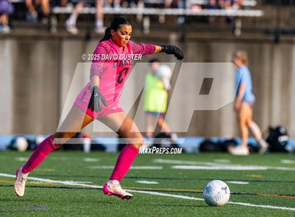Thumbnail 2 in Oakton @ Yorktown (VHSL Region 6 Class D Semi-Final) photogallery.