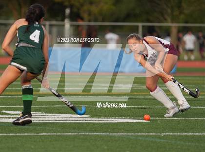 Thumbnail 1 in Harborfields @ East Hampton photogallery.