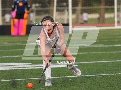 Thumbnail 3 in Harborfields @ East Hampton photogallery.