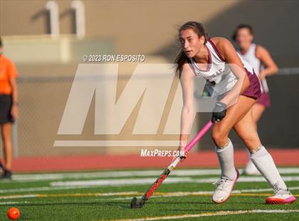 Thumbnail 3 in Harborfields @ East Hampton photogallery.