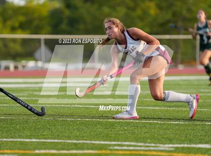 Thumbnail 1 in Harborfields @ East Hampton photogallery.