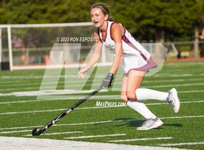Thumbnail 1 in Harborfields @ East Hampton photogallery.