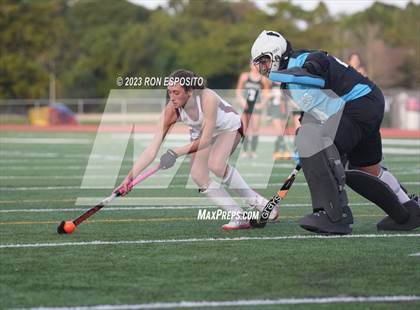 Thumbnail 3 in Harborfields @ East Hampton photogallery.
