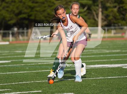 Thumbnail 1 in Harborfields @ East Hampton photogallery.