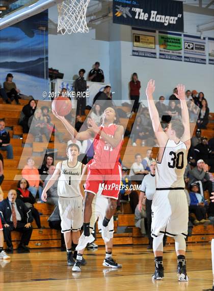 Thumbnail 3 in North Buncombe vs. Erwin (MAC 3A/4A Semifinal Playoff) photogallery.