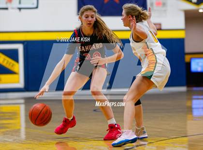 Thumbnail 3 in Sahuaro vs. Canyon del Oro (Flowing Wells Holiday Shootout) photogallery.