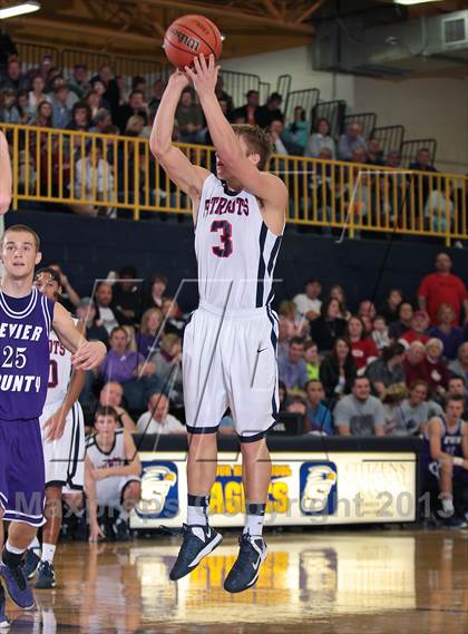 Thumbnail 2 in Sevier County vs Jefferson County  (D2AAA District Championship) photogallery.