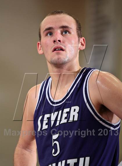 Thumbnail 2 in Sevier County vs Jefferson County  (D2AAA District Championship) photogallery.