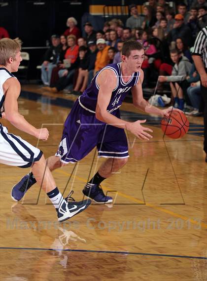 Thumbnail 1 in Sevier County vs Jefferson County  (D2AAA District Championship) photogallery.