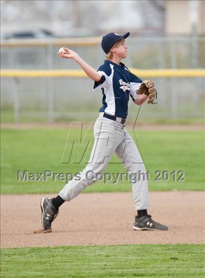 Thumbnail 1 in  Calaveras @ Modesto Christian photogallery.