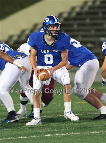 Thumbnail 1 in Gunter vs. Mildred (2A Region ll Division ll State Quarterfinals ) photogallery.
