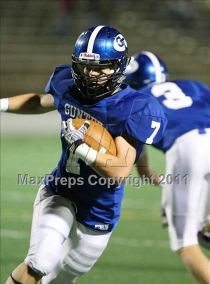 Thumbnail 2 in Gunter vs. Mildred (2A Region ll Division ll State Quarterfinals ) photogallery.