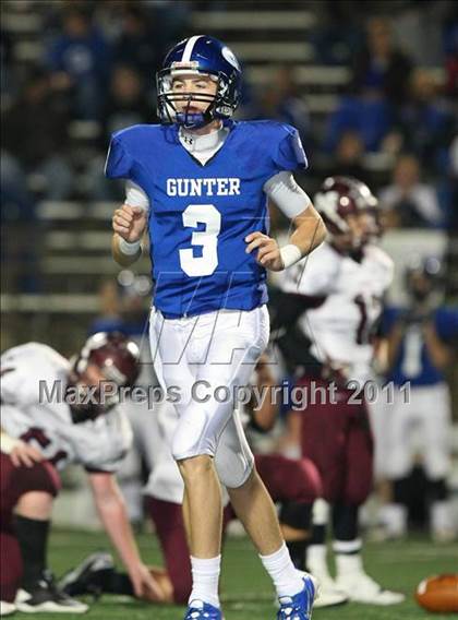 Thumbnail 3 in Gunter vs. Mildred (2A Region ll Division ll State Quarterfinals ) photogallery.
