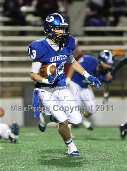 Thumbnail 3 in Gunter vs. Mildred (2A Region ll Division ll State Quarterfinals ) photogallery.