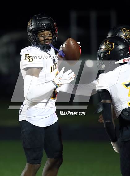 Thumbnail 1 in Regents vs. Fort Bend Christian Academy (TAPPS Division II Quarterfinal) photogallery.