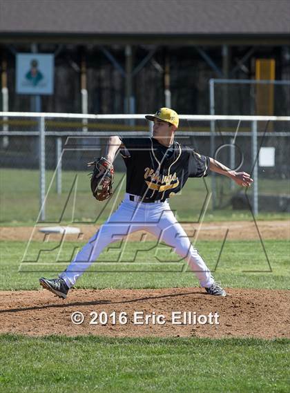 Thumbnail 3 in Venango Catholic @ Cranberry Area photogallery.