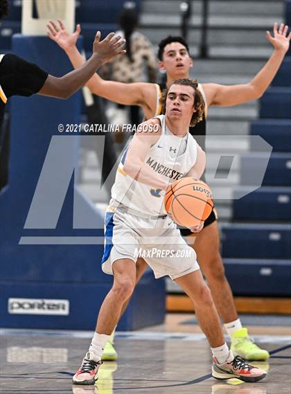 Thumbnail 3 in Manchester vs St. John-Vianney (WOBM Christmas Classic) photogallery.