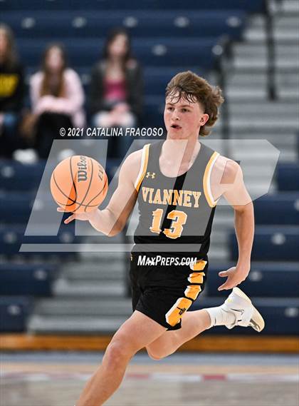 Thumbnail 3 in Manchester vs St. John-Vianney (WOBM Christmas Classic) photogallery.