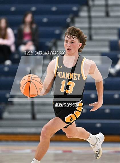 Thumbnail 2 in Manchester vs St. John-Vianney (WOBM Christmas Classic) photogallery.